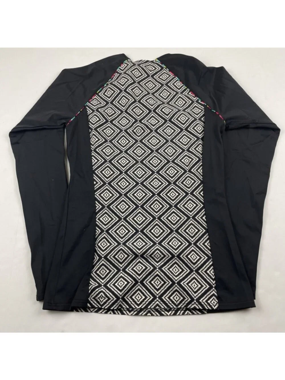 Title Nine Rash Guard Swim Top Women’s L Black White Long Sleeve Snorkel Surf